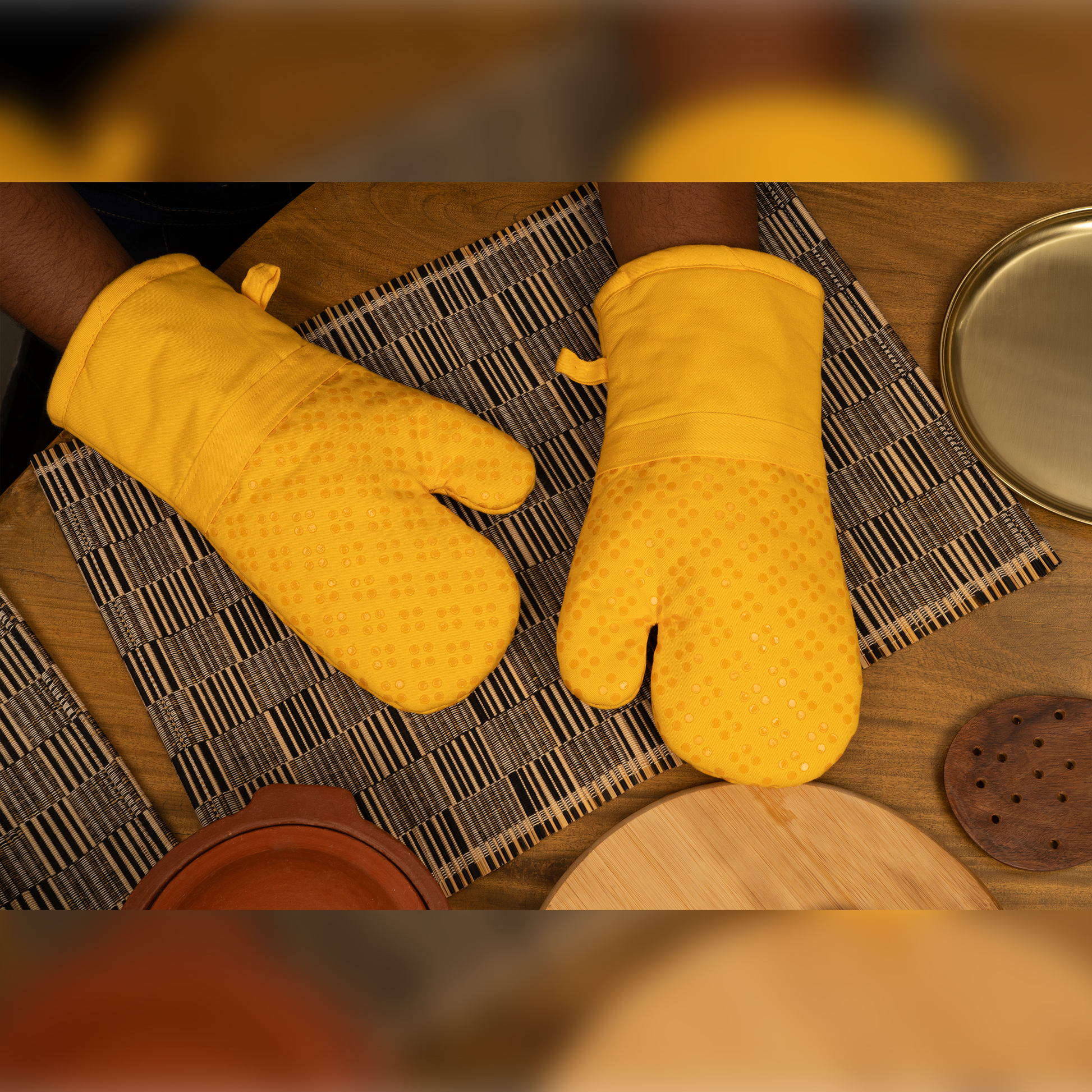 Turmeric Silica Coated Anti Skid Gloves -(Set/2)