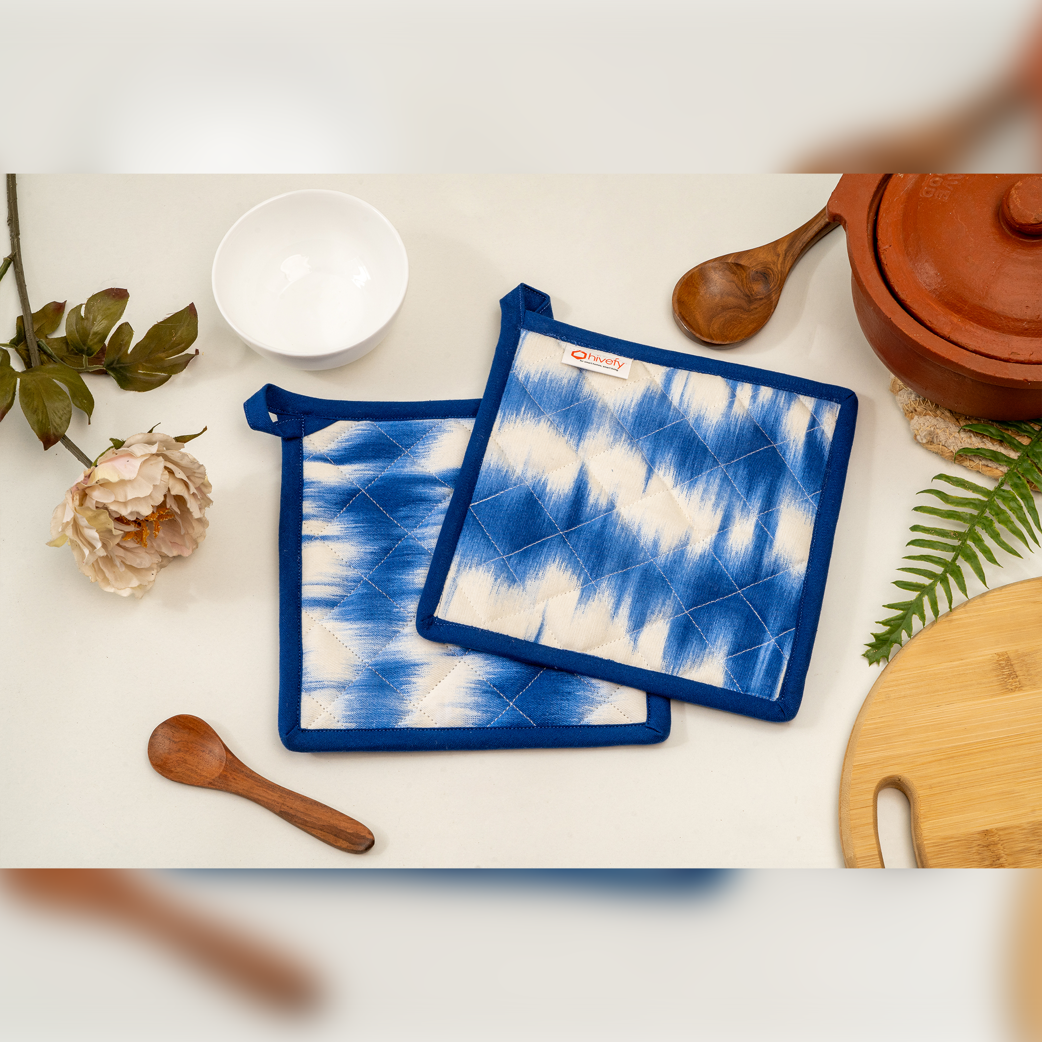 Waves Printed Potholder-(Set/2)