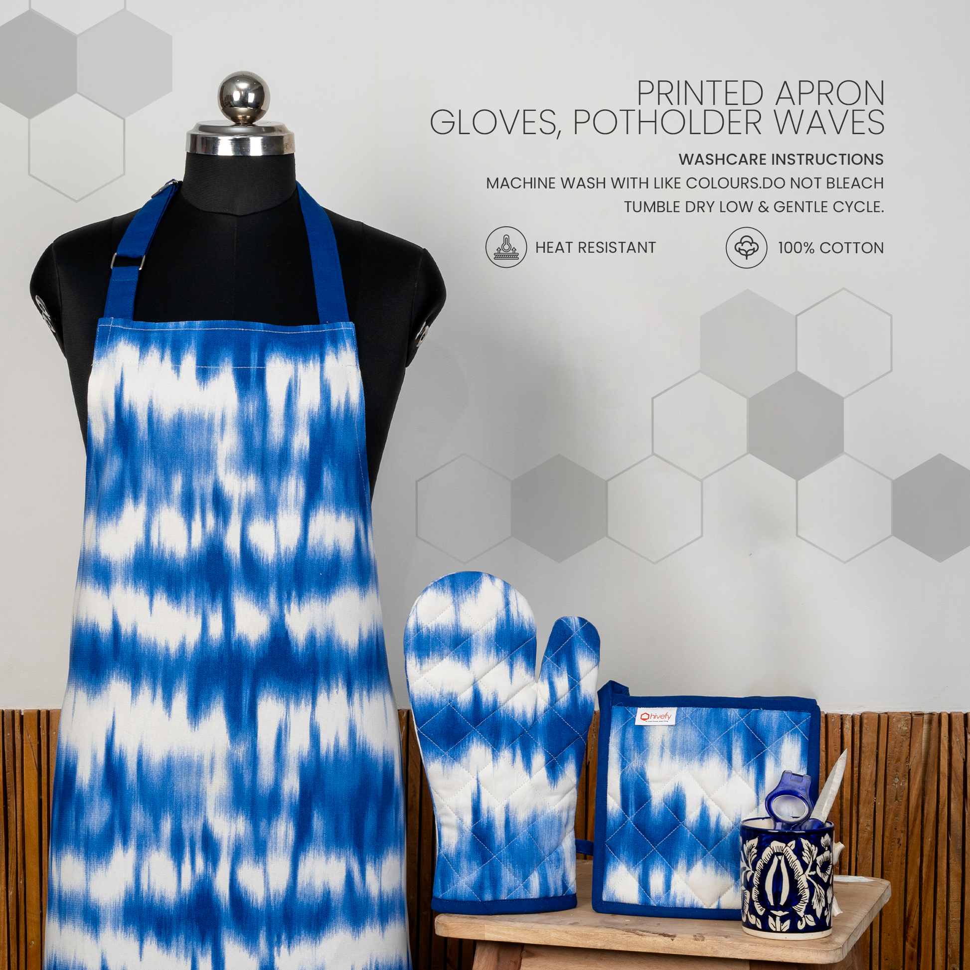 Waves Printed Apron+Pot holder+Glove Combo - (Set/1+1+1)
