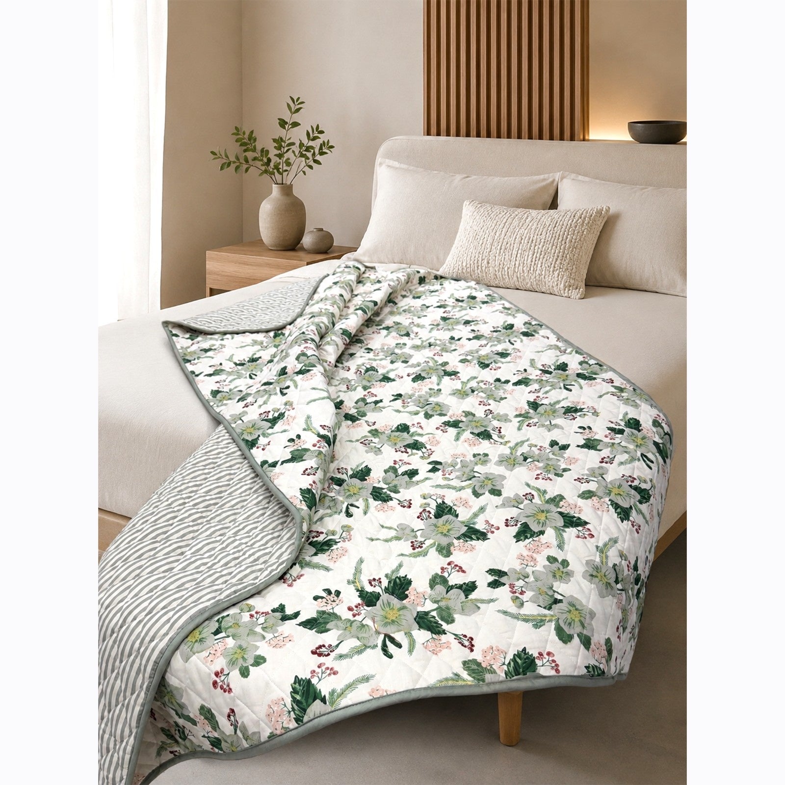 Snowberry Premium Organic Cotton Quilt