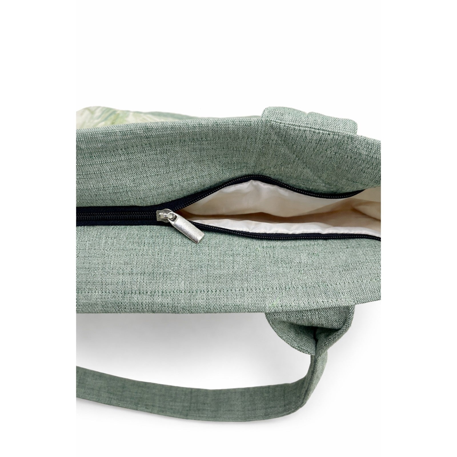 Monstera Muse XL Tote Bag