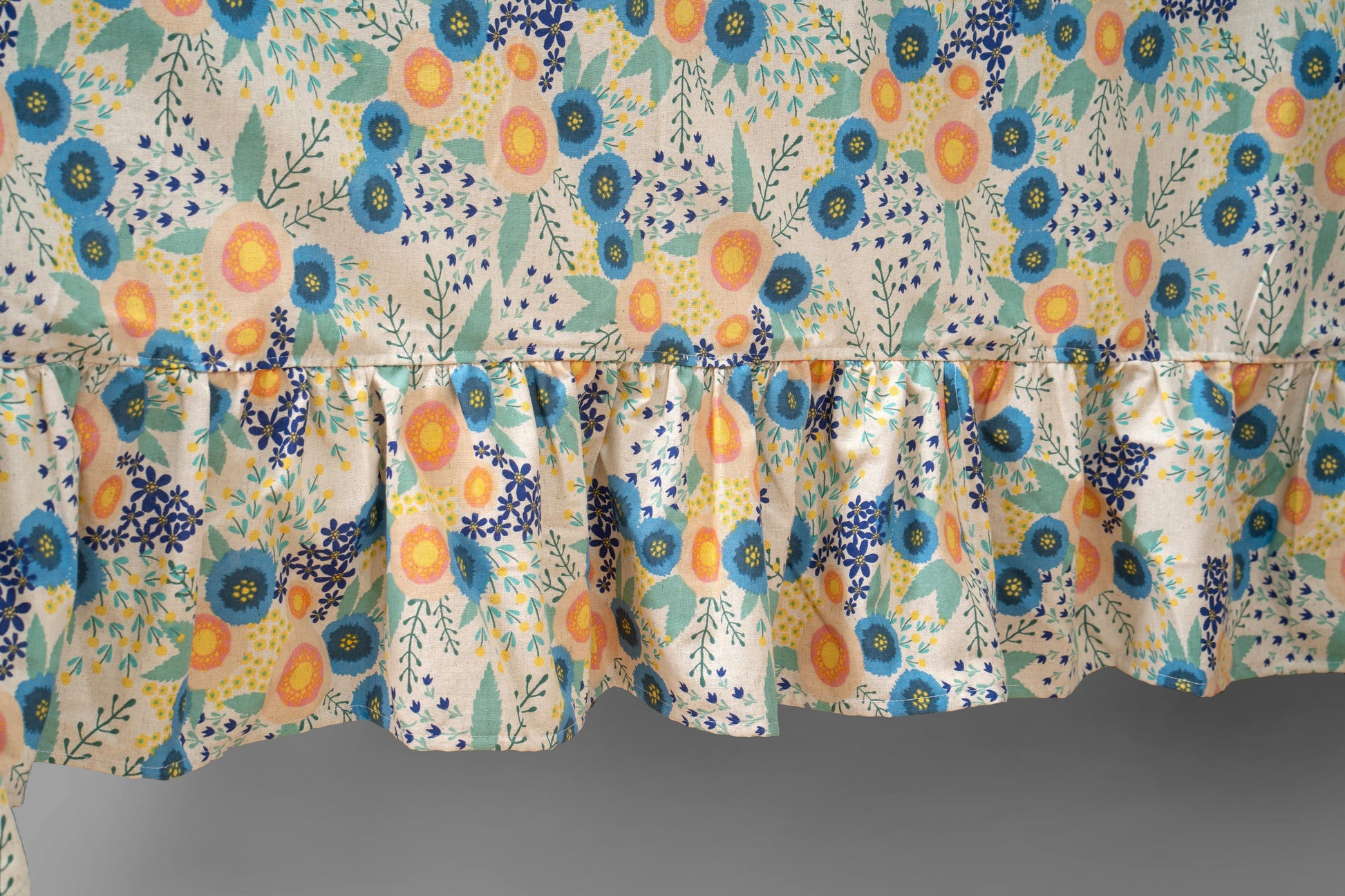 Premium Cotton Table Cloth With Frill - Flora spot